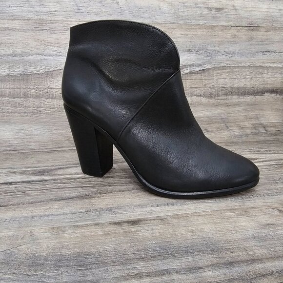 Vince Camuto Franell Leather Black Western Bootie Heel Boot - Picture 15 of 16